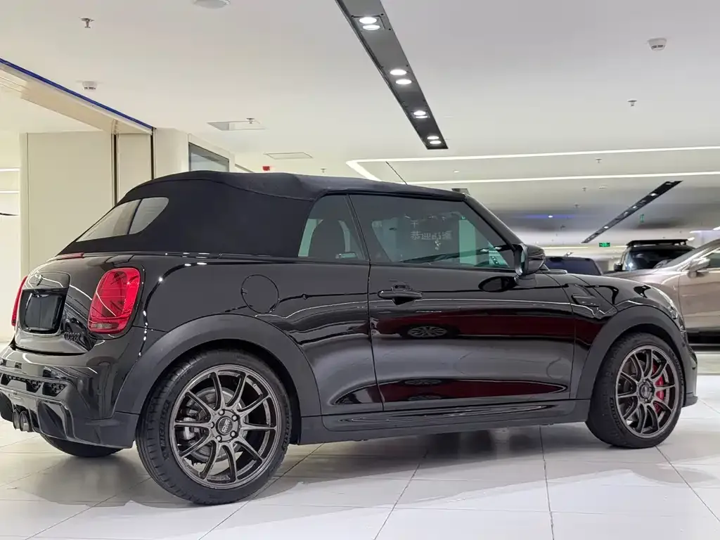 MINI Cooper (3-door) 2022 из CN, фото 9