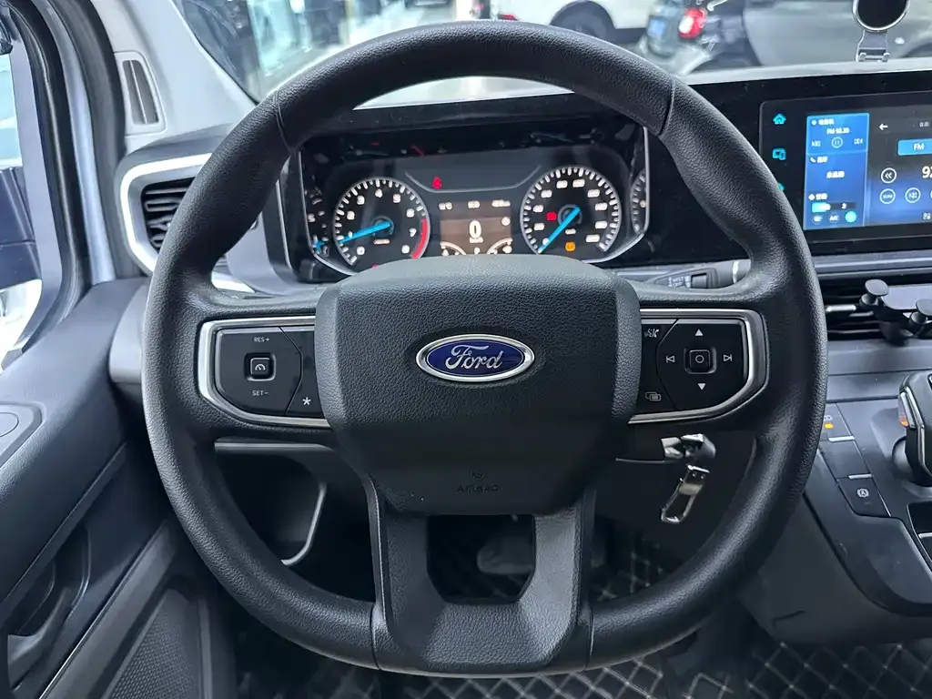 Ford Transit 2024 из CN, фото 3