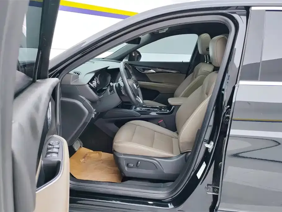 Buick Envision Plus — фото 10
