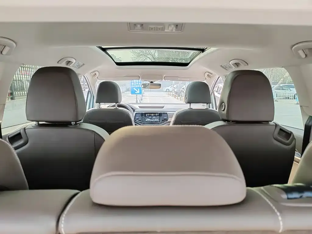 Volkswagen Viloran 2021 из CN, фото 2