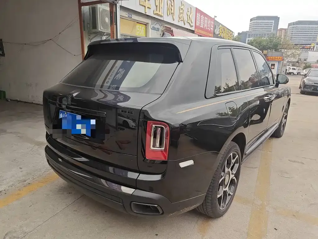 Rolls-Royce Cullinan 2021 из CN, фото 9