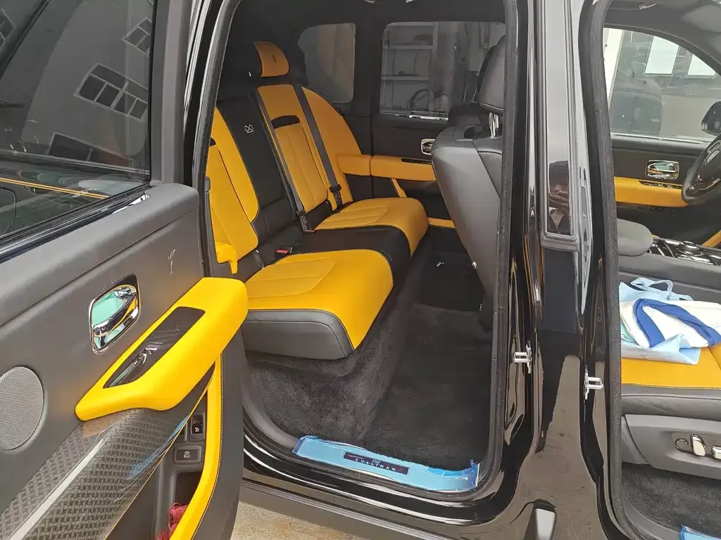 Rolls-Royce Cullinan 2021 из CN, фото 3