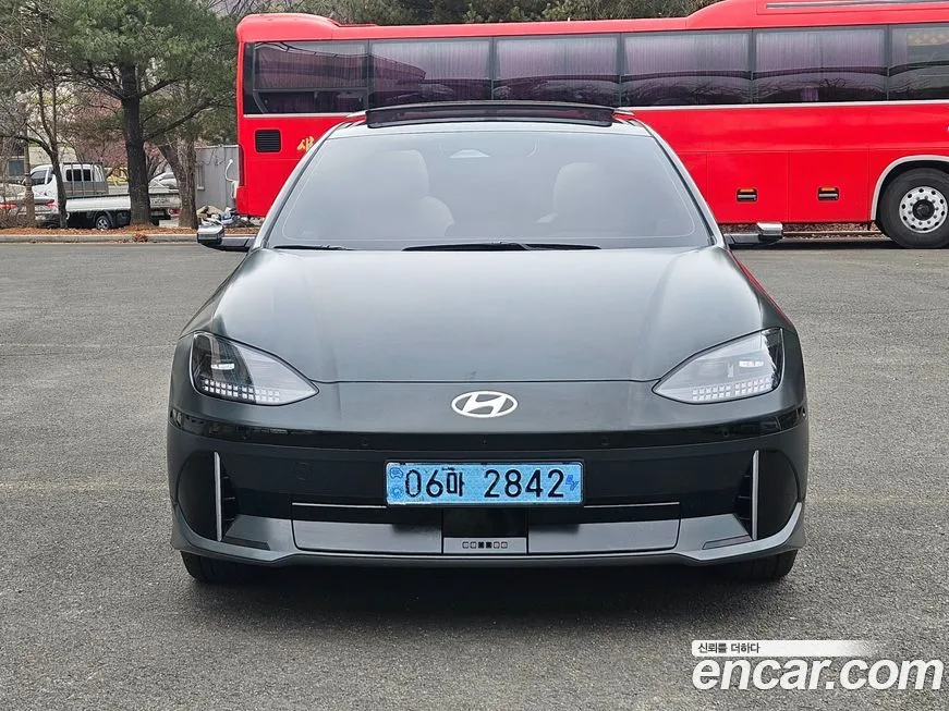 Hyundai Ioniq6 — фото 1