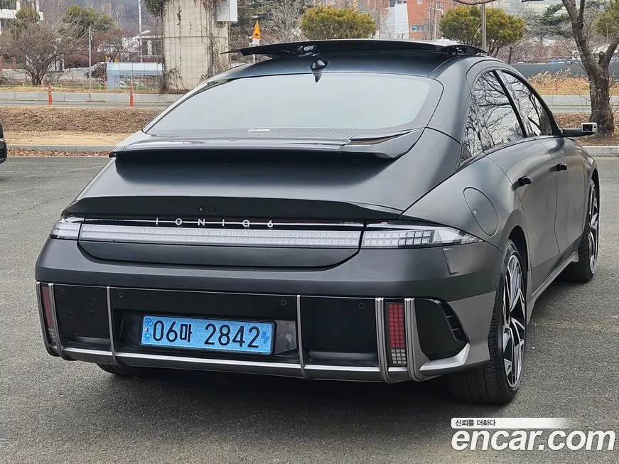 Hyundai Ioniq6 — фото 8