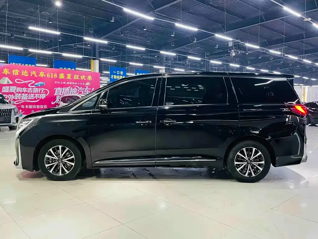 GAC Motor Trumpchi M8 — фото 8