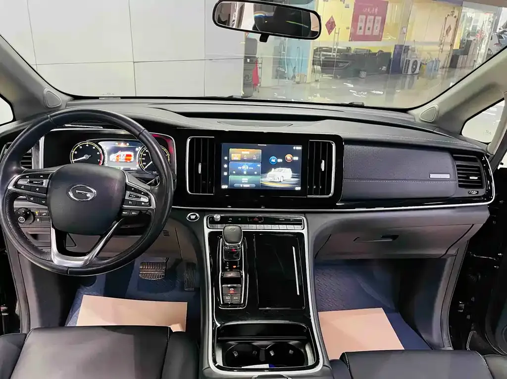 GAC Motor Trumpchi M8 — фото 9