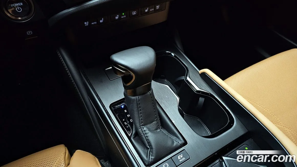 Lexus ES 2026 из KR, фото 3