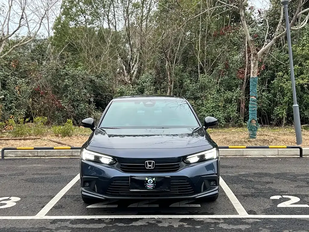 Honda Civic — фото 8