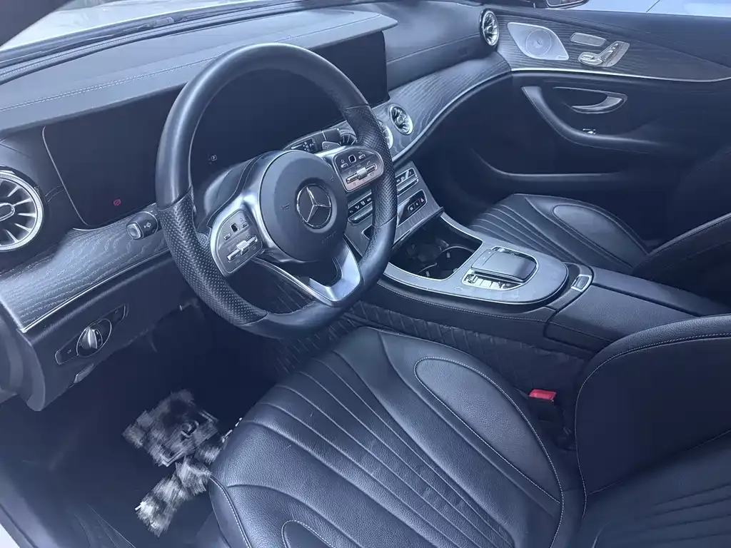 Mercedes-Benz CLS — фото 3