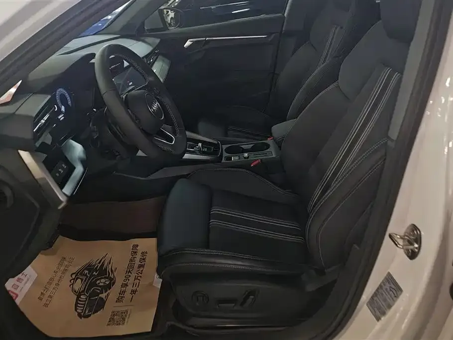 Audi A3 2024 из CN, фото 7