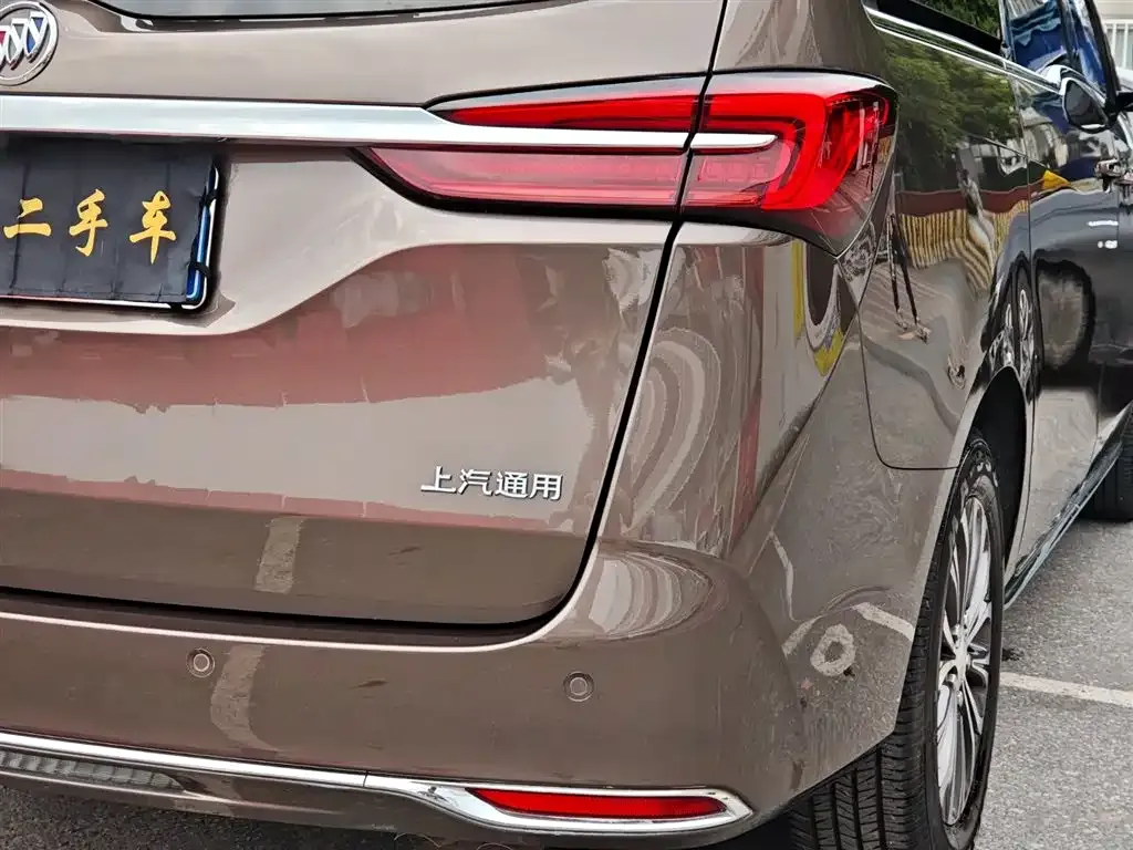Buick GL8 2023 из CN, фото 8