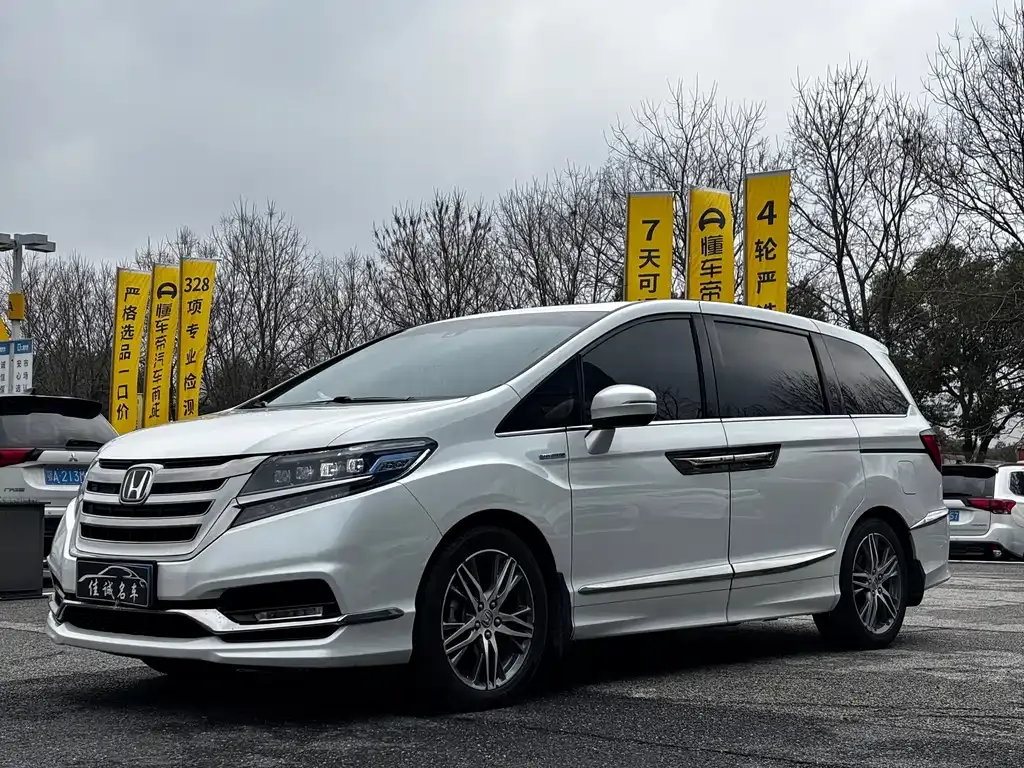 Honda Elysion 2022 из CN, фото 1