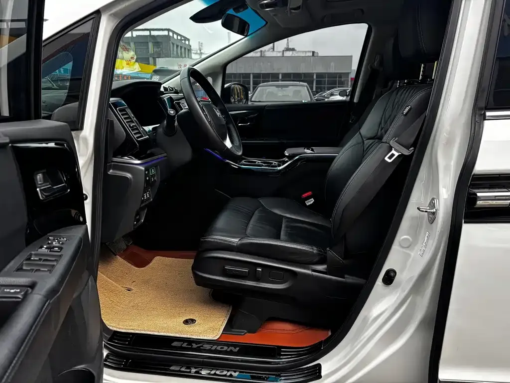 Honda Elysion 2022 из CN, фото 7