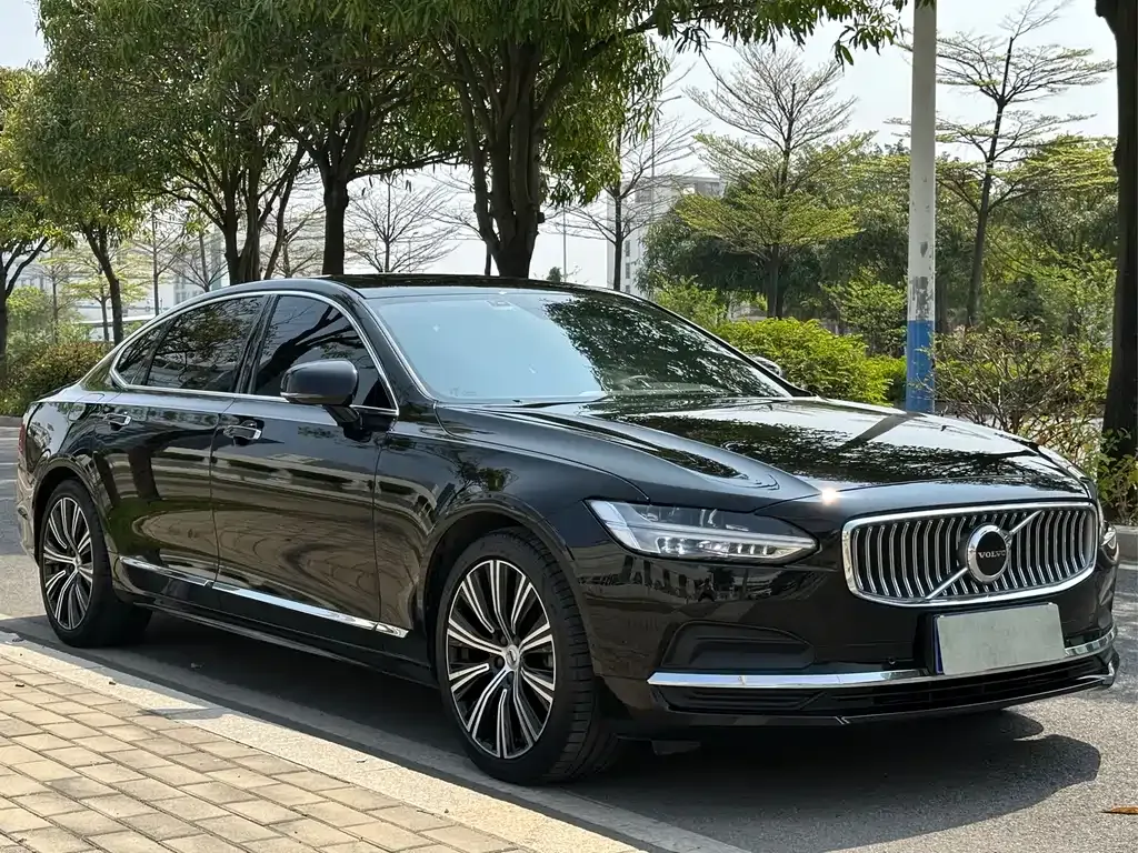 Volvo S90 — фото 8