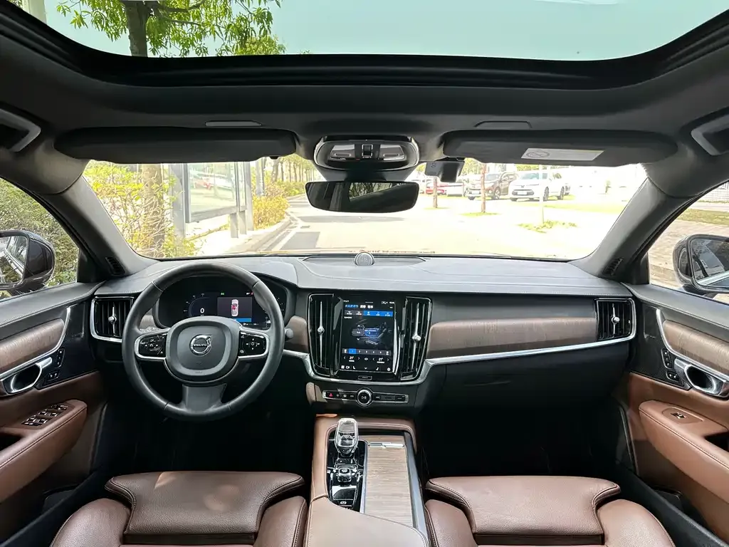 Volvo S90 — фото 3