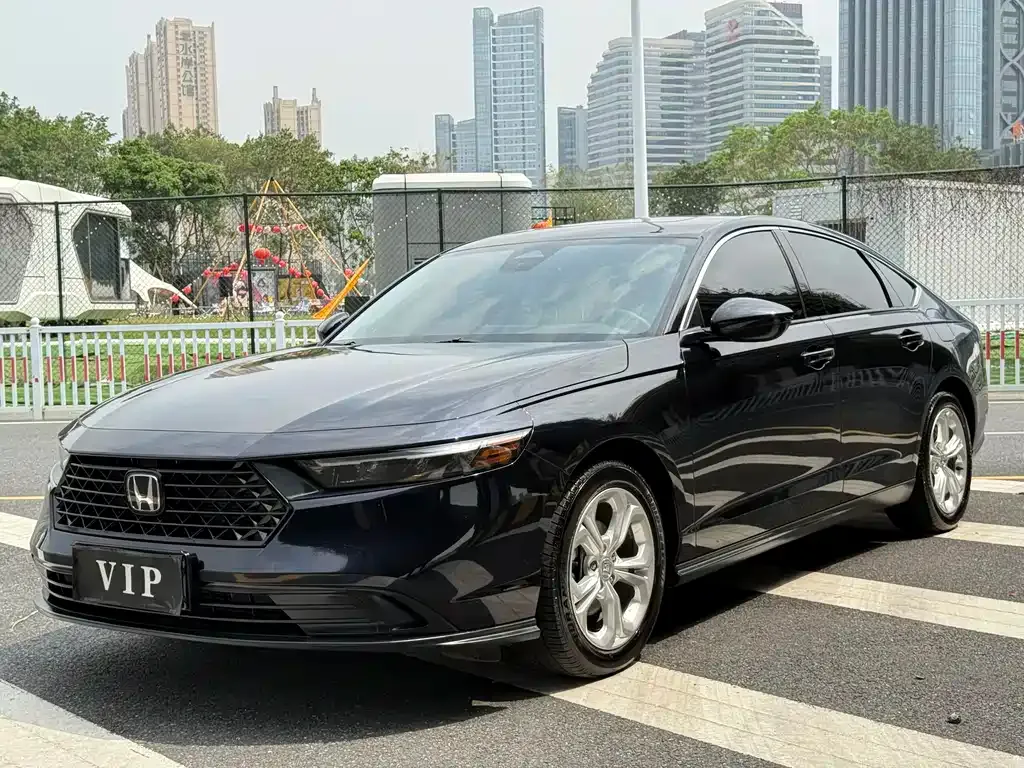 Honda Accord — фото 7