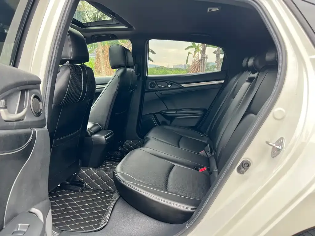Honda Civic — фото 4