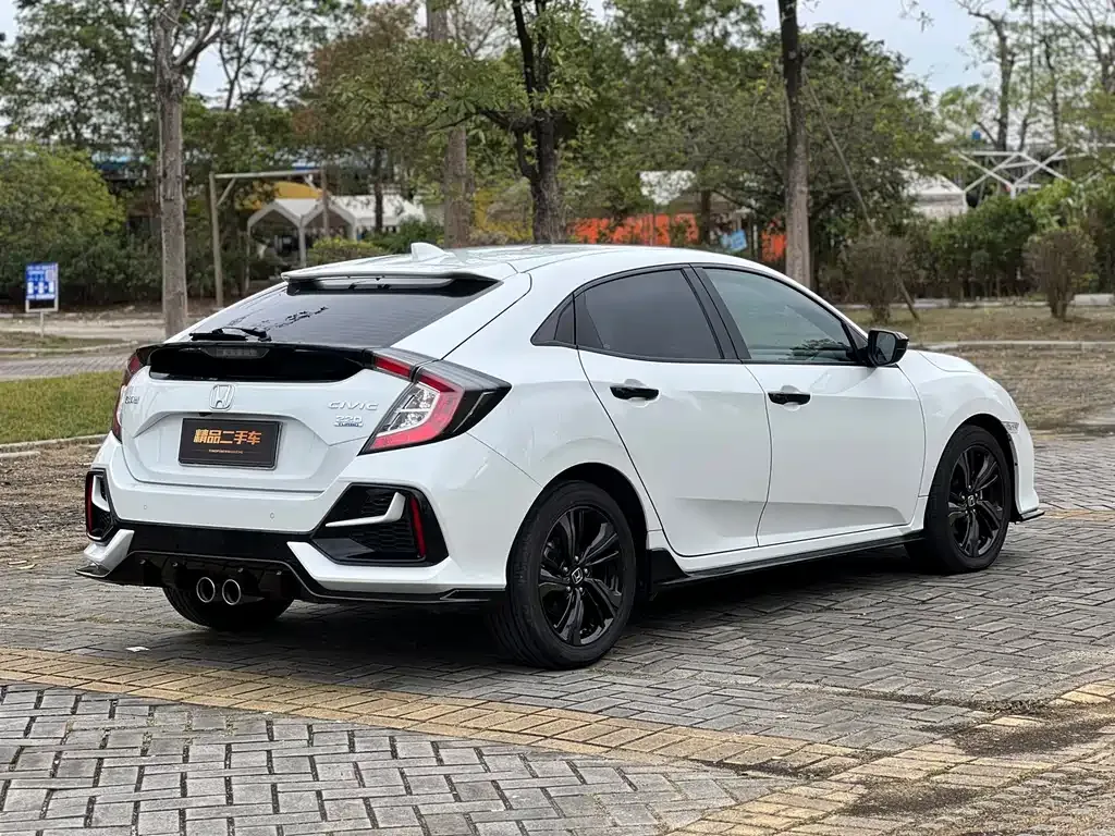 Honda Civic — фото 7
