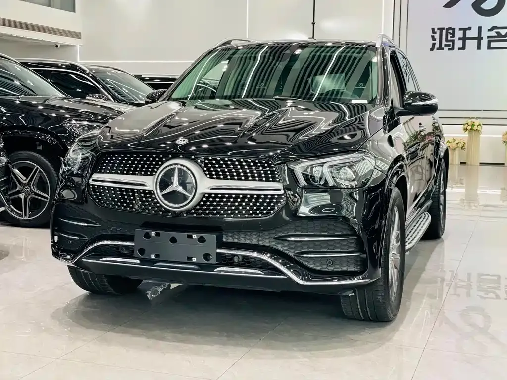 Mercedes-Benz GLE — фото 1