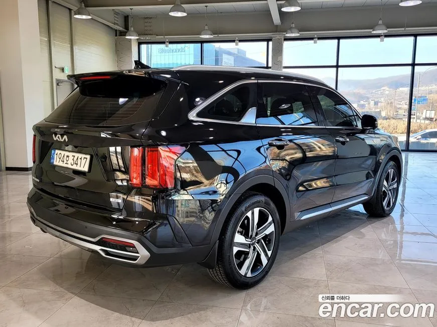 Kia Sorento — фото 9