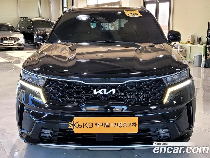 Kia Sorento — фото 10