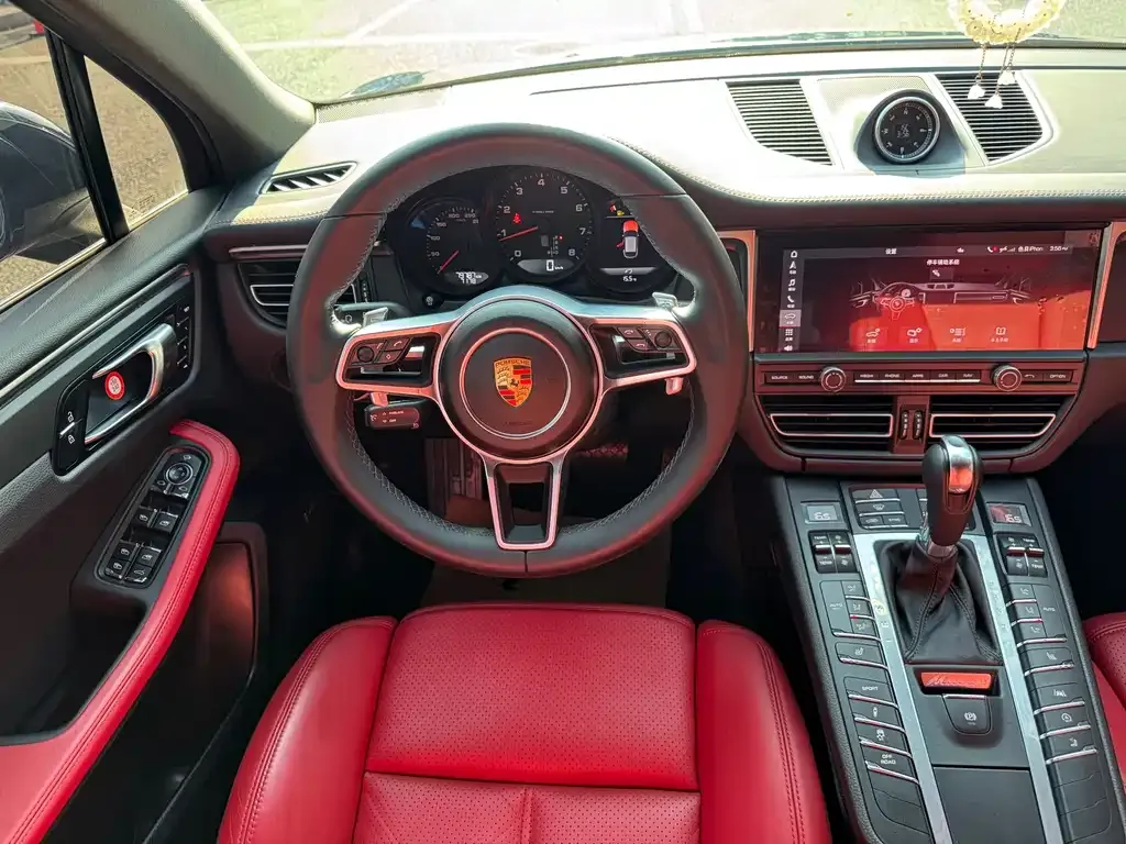 Porsche Macan 2021 из CN, фото 3