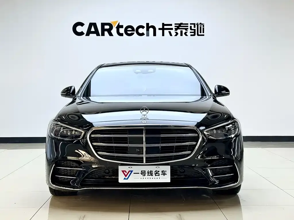 Mercedes-Benz S-Class — фото 1