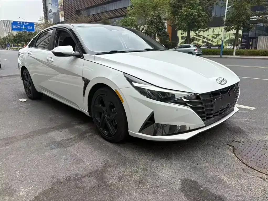 Hyundai Elantra 2022 из CN, фото 8