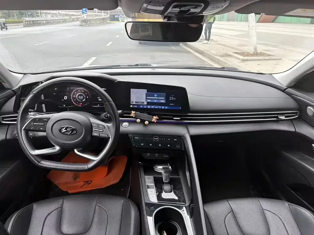 Hyundai Elantra 2022 из CN, фото 6