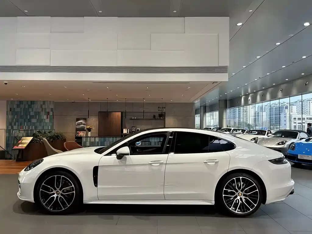Porsche Panamera — фото 7