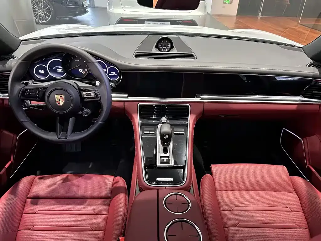 Porsche Panamera — фото 10