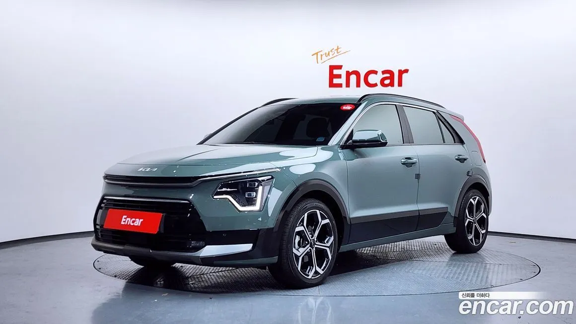 Kia Niro — фото 1