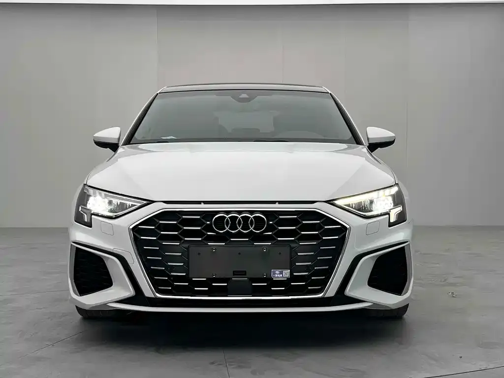 Audi A3 2022 из CN, фото 2