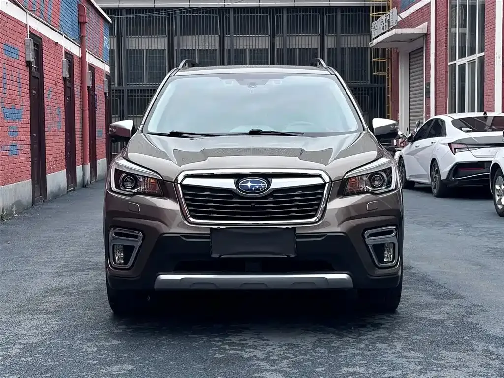 Subaru Forester — фото 6
