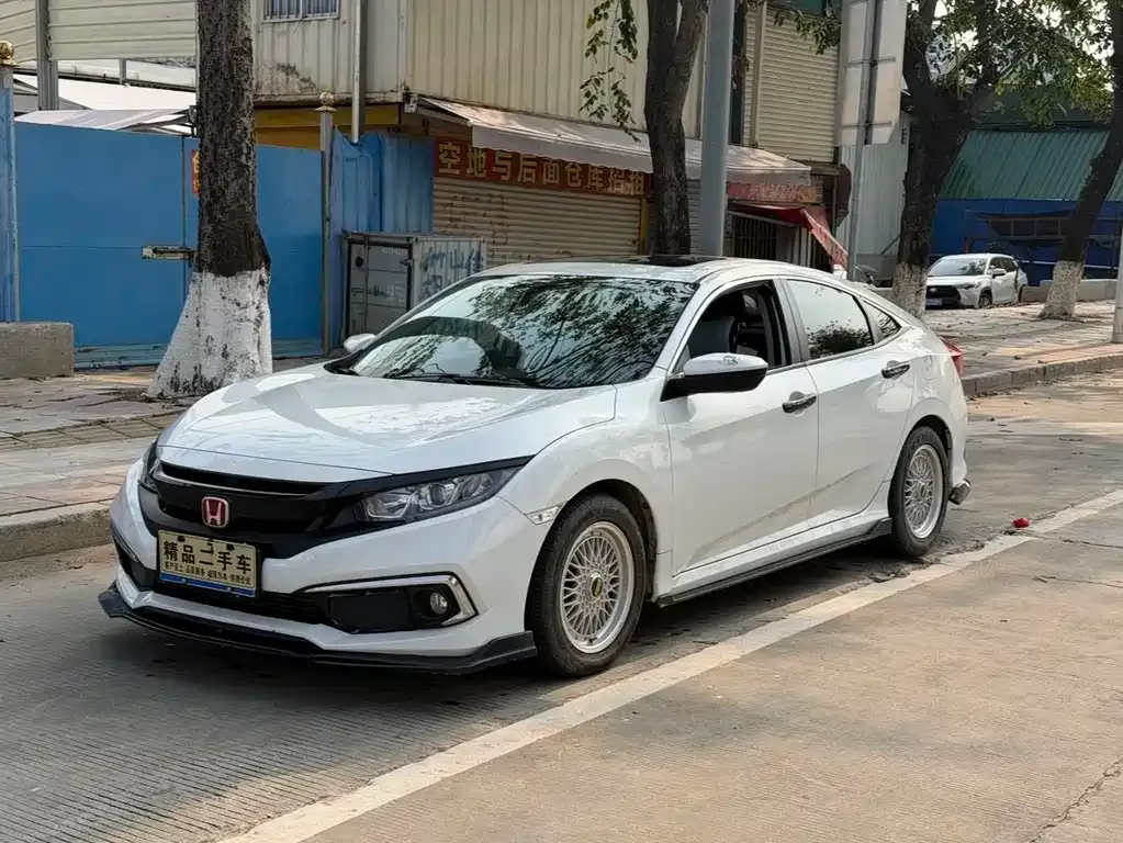 Honda Civic — фото 5