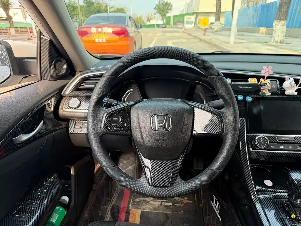 Honda Civic — фото 8