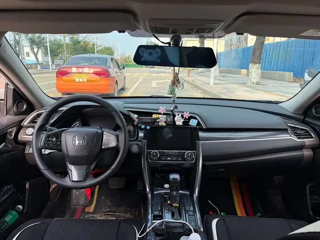 Honda Civic — фото 9