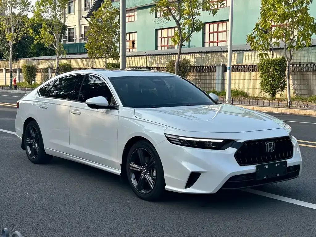 Honda Inspire 2025 из CN, фото 9