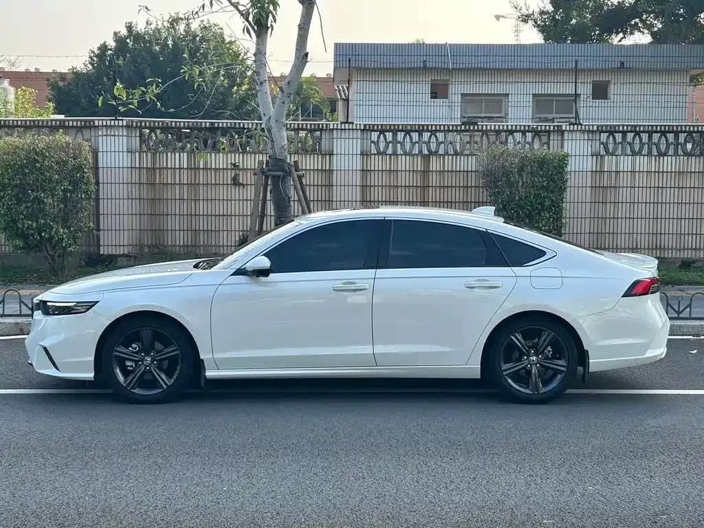 Honda Inspire 2025 из CN, фото 6