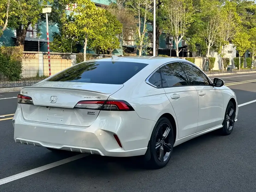 Honda Inspire 2025 из CN, фото 3