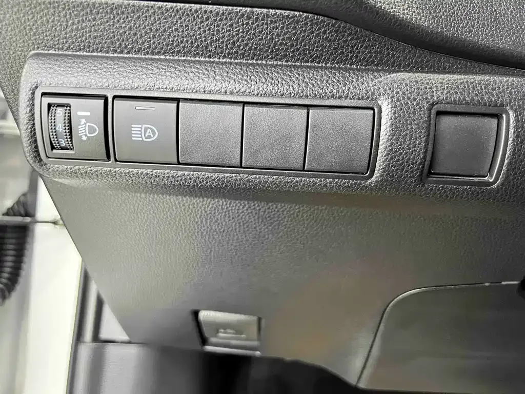 Toyota Levin — фото 10
