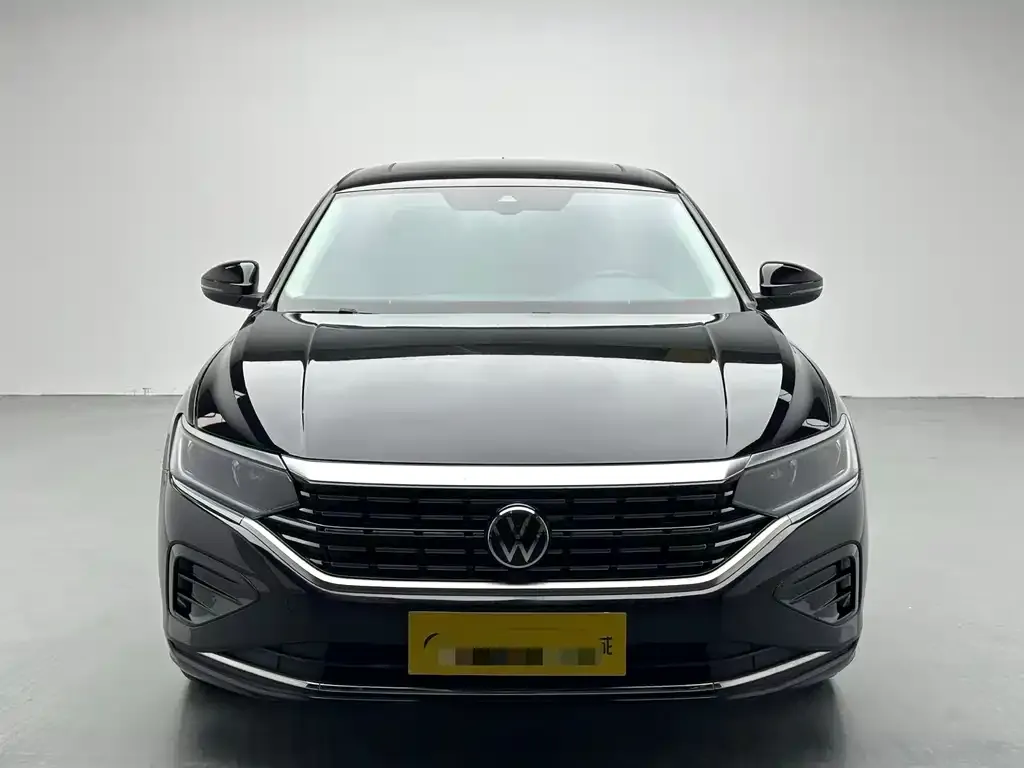 Volkswagen Passat — фото 6