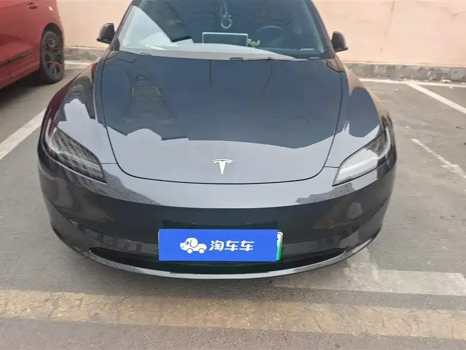 Tesla Model 3 — фото 2