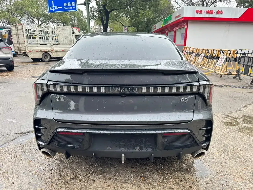 Lynk & Co 03 2023 из CN, фото 9