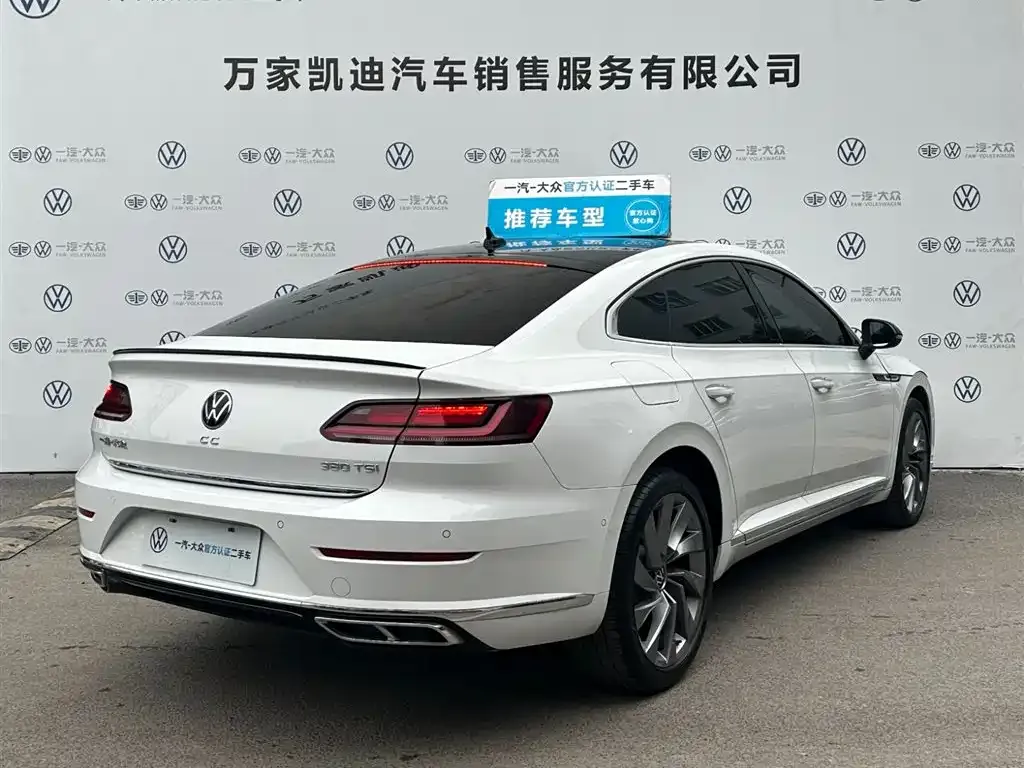 Volkswagen CC — фото 6