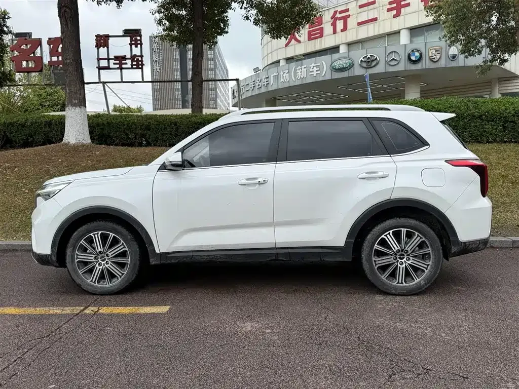 Kia Sportage 2023 из CN, фото 9