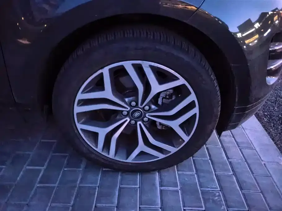 Land Rover Evoque — фото 10