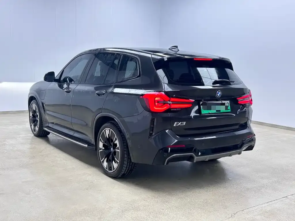 BMW iX3 2023 из CN, фото 8