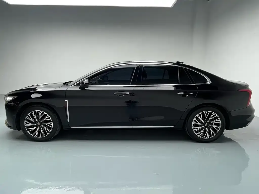 Hongqi H5 — фото 2