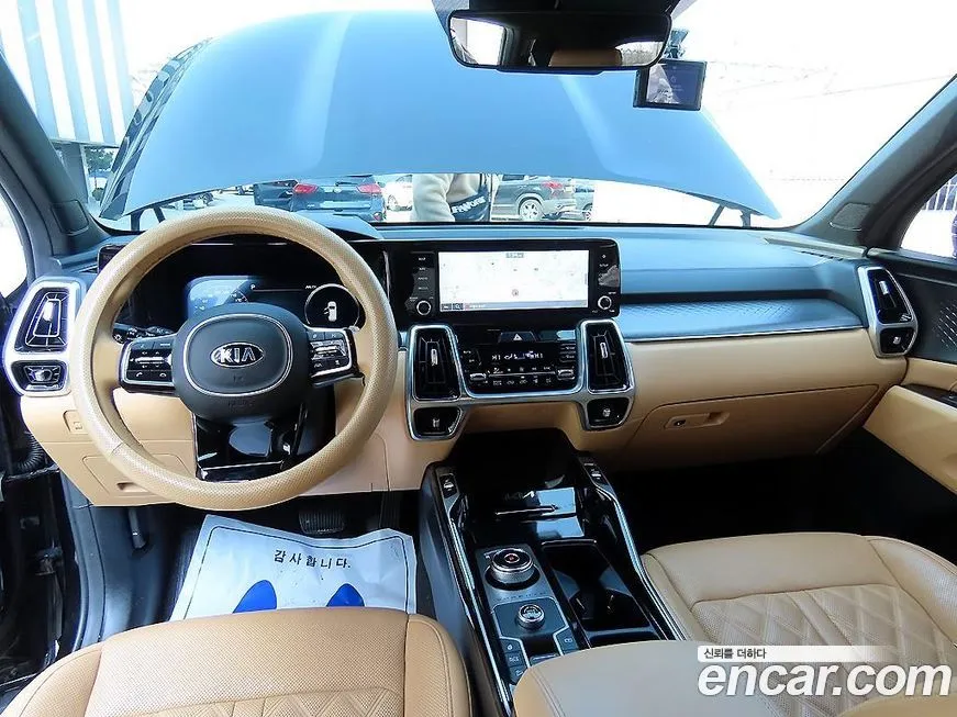 Kia Sorento — фото 5
